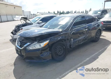 2017 Nissan Altima 2.5 из США, поврежденный, VIN 1N4AL3AP1HC154550